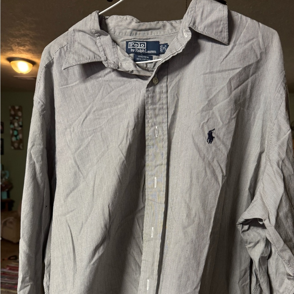 Ralph Lauren Men's Classic Gray Button-Down Shirt